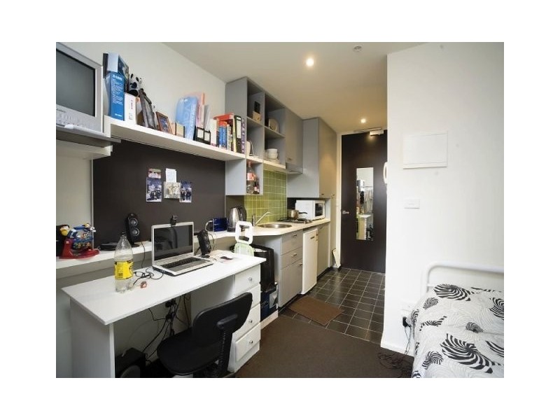 111/24 Barkly Street, Carlton VIC 3053