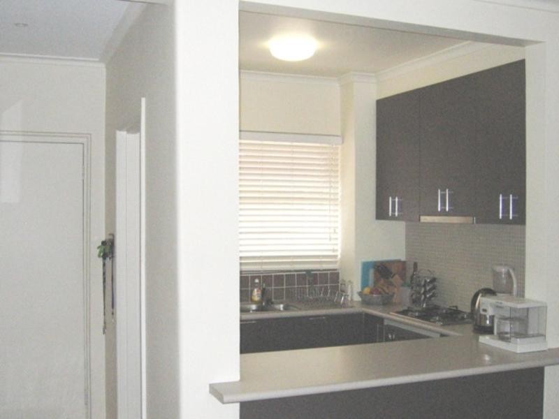 32/78 Queens Road, Melbourne VIC 3004