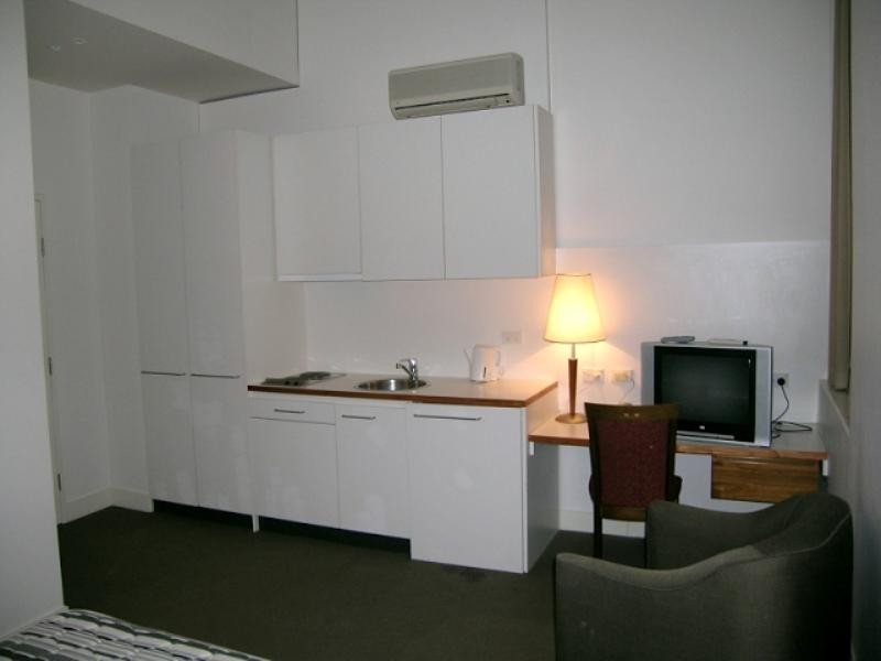 204/18 Bank Place, Melbourne VIC 3000