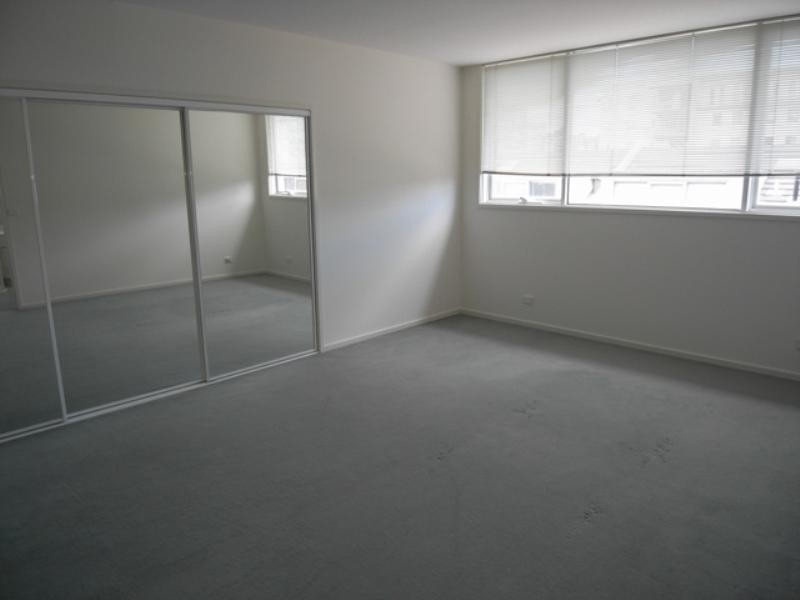 60/88 Wells Street, Southbank VIC 3006