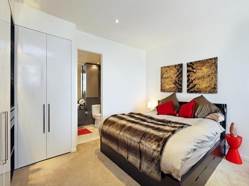 3911/7 Riverside Quay, Southbank VIC 3006