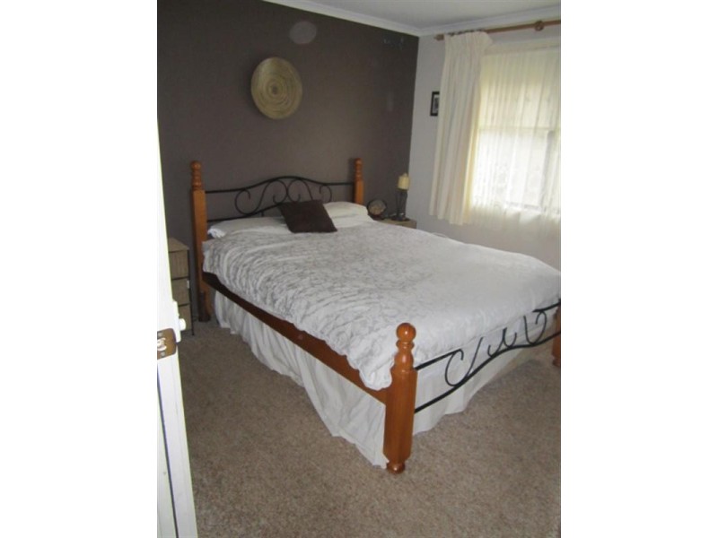 8 Nottingham Avenue, Somerville VIC 3912