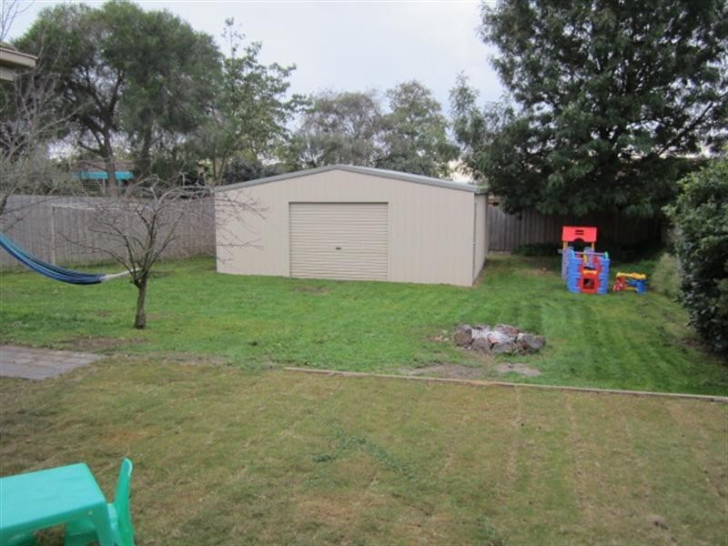 8 Nottingham Avenue, Somerville VIC 3912