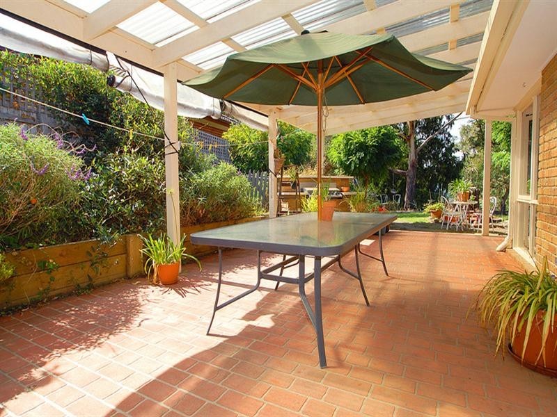 8 Waratah Court, Langwarrin VIC 3910