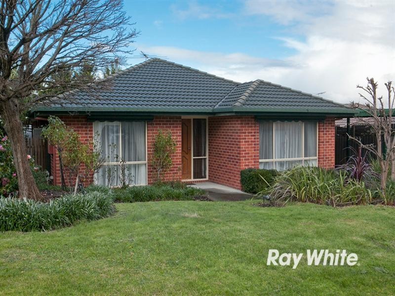 8 Tarwin Court, Langwarrin VIC 3910