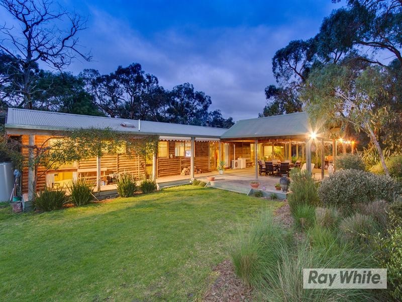 330 Centre Road, Langwarrin VIC 3910