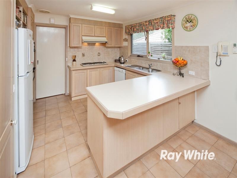 42 Bevnol Road, Langwarrin VIC 3910