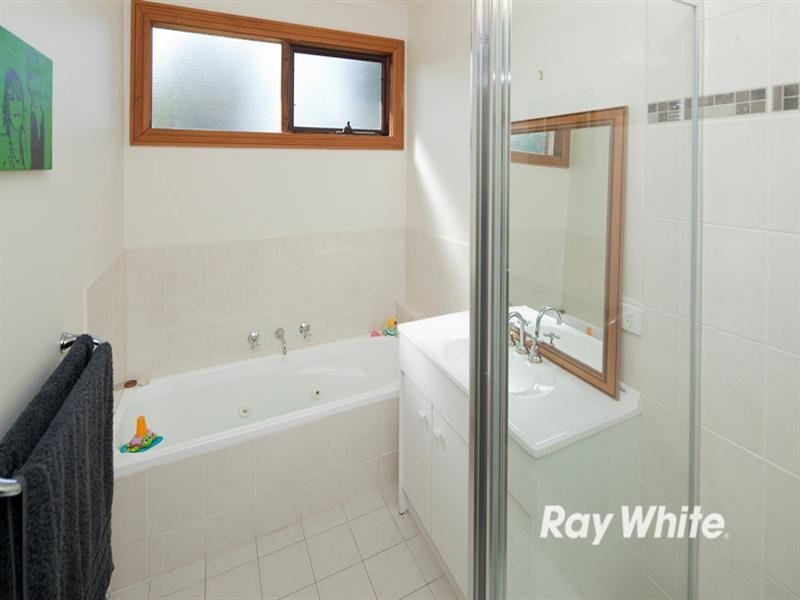 7 Denise Court, Langwarrin VIC 3910