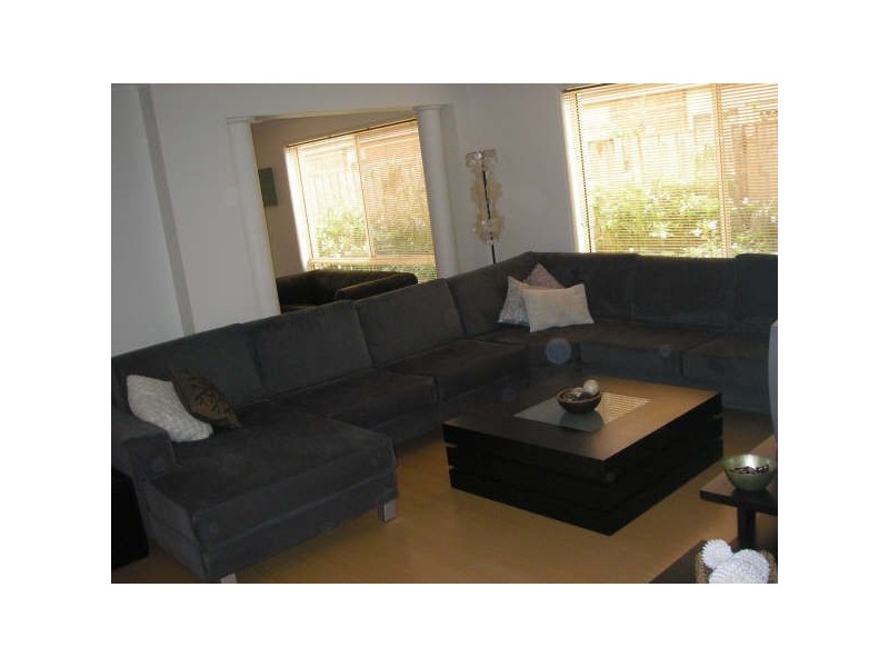 1 Nimman Mews, Skye VIC 3977