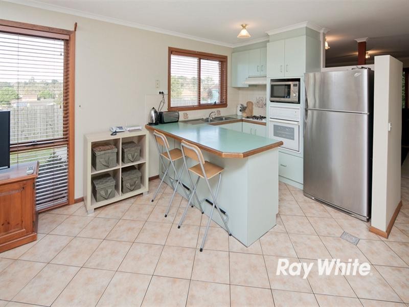 24 Richard Drive, Langwarrin VIC 3910