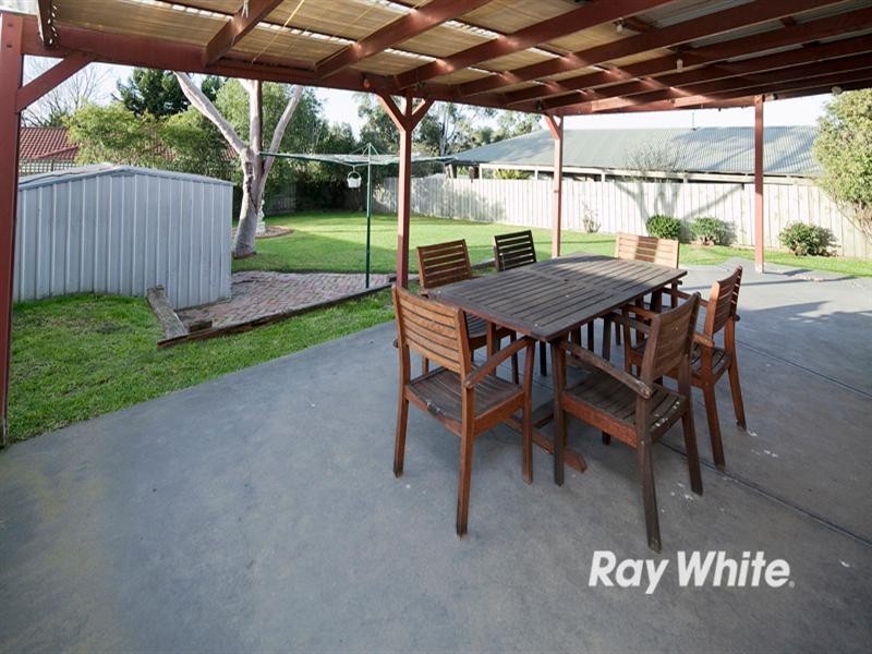 24 Richard Drive, Langwarrin VIC 3910