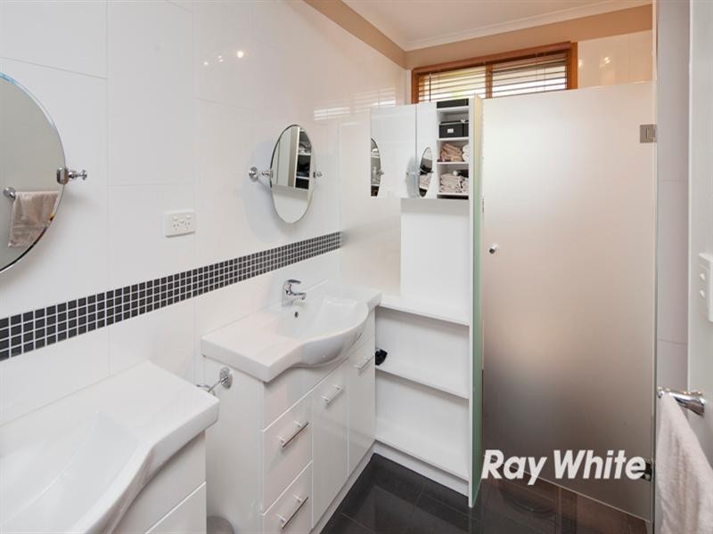 8 Collina Court, Langwarrin VIC 3910