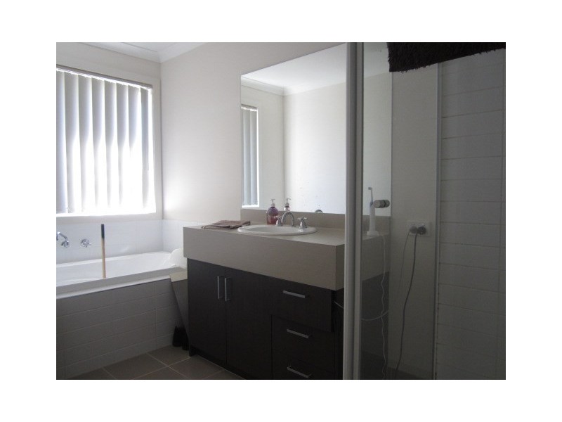 2/38 Southgateway, Langwarrin VIC 3910