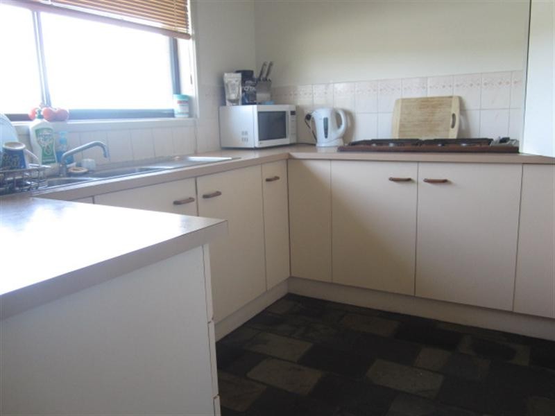 11 Leonard Drive, Langwarrin VIC 3910