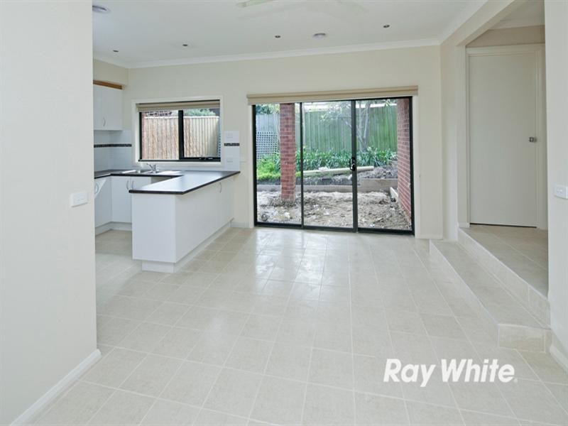 2/442 McClelland Drive, Langwarrin VIC 3910