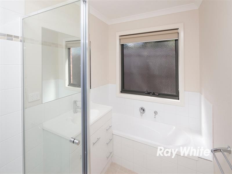 2/442 McClelland Drive, Langwarrin VIC 3910