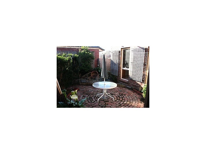 10 Chesterfield Road, Somerville VIC 3912