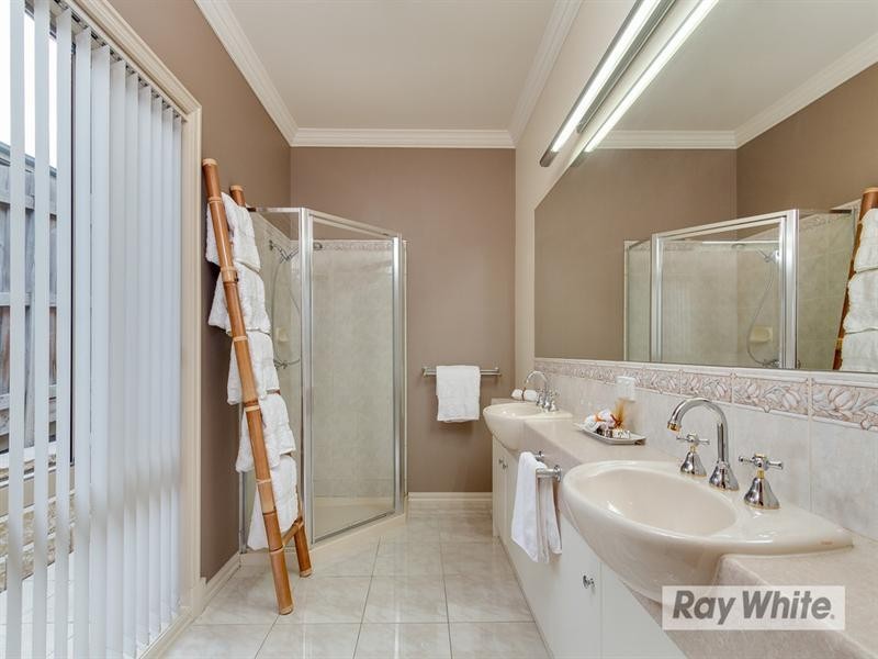 16 Candwindara Court, Langwarrin VIC 3910