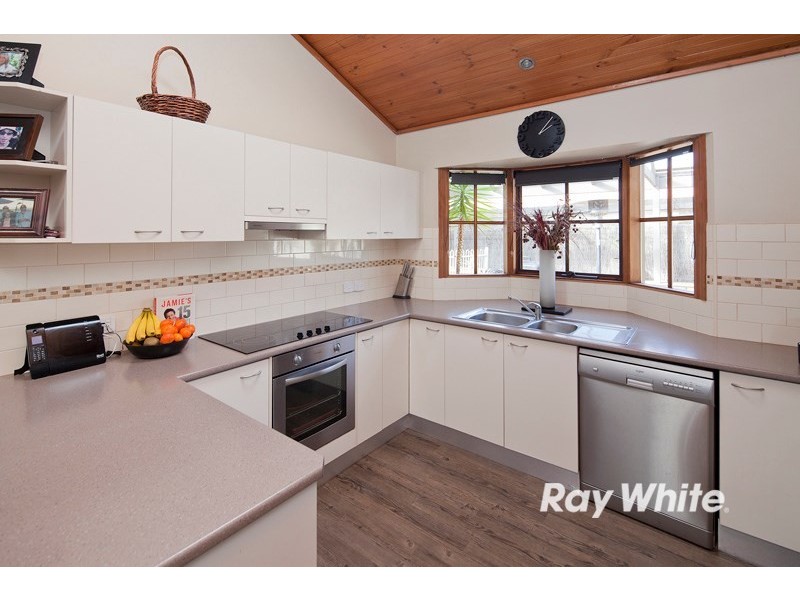 7 Denise Court, Langwarrin VIC 3910