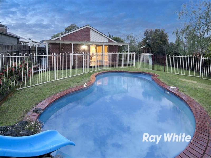 3 Indigofera Way, Langwarrin VIC 3910