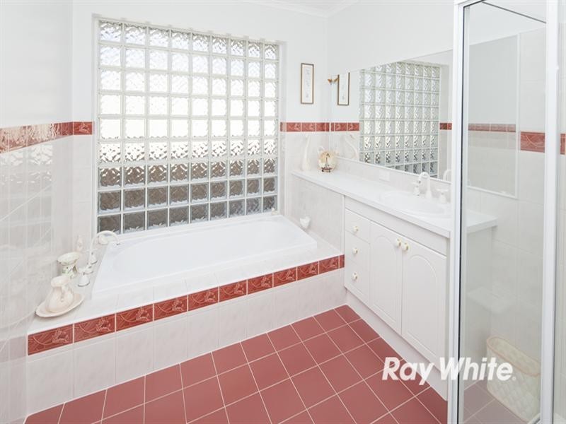 11 Rogan Court, Langwarrin VIC 3910