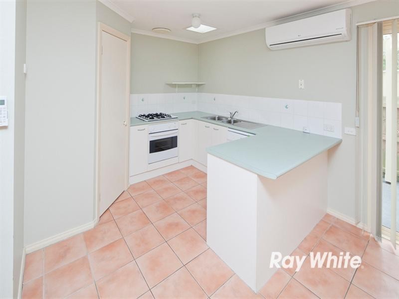 5/8 Raymond Street, Somerville VIC 3912