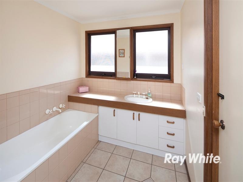 5 Pellita Way, Langwarrin VIC 3910