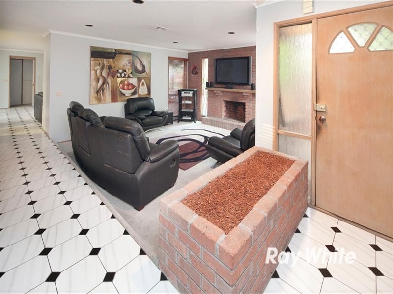 15 Pellita Way, Langwarrin VIC 3910