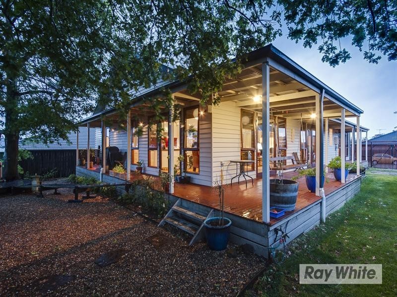 3 Woodrush Drive, Langwarrin VIC 3910