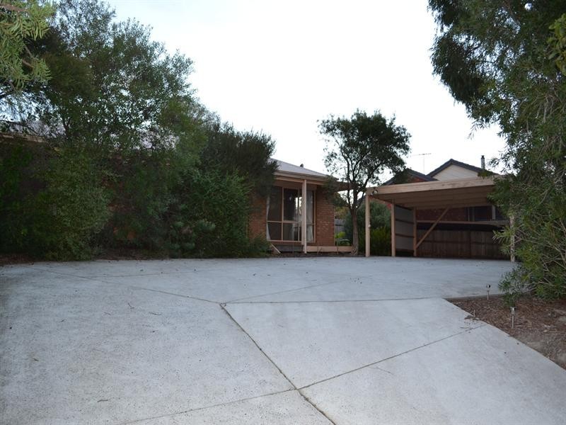 97 Clarendon Drive, Somerville VIC 3912