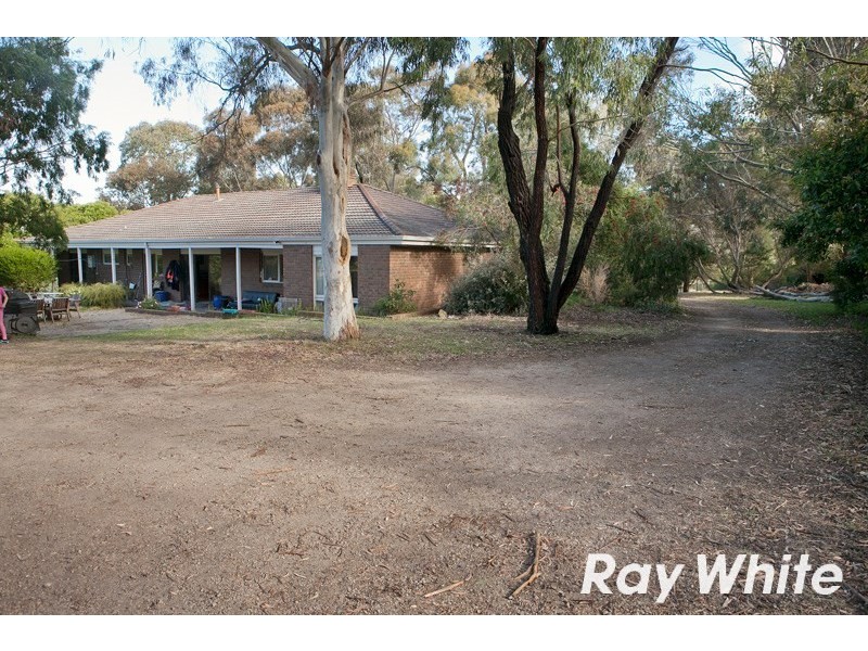 6 Vista Court, Somerville VIC 3912