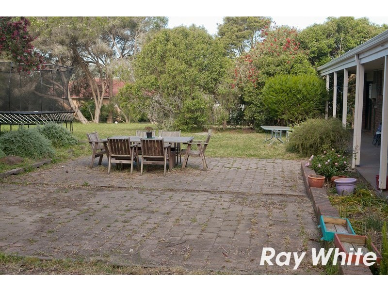 6 Vista Court, Somerville VIC 3912