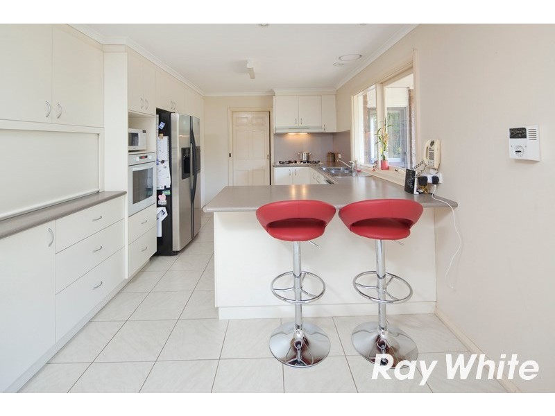 6 Vista Court, Somerville VIC 3912