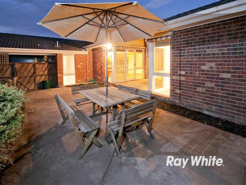 11 Eileen Court, Langwarrin VIC 3910