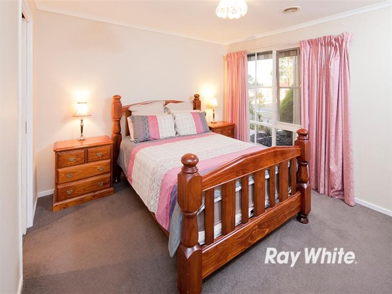11 Eileen Court, Langwarrin VIC 3910