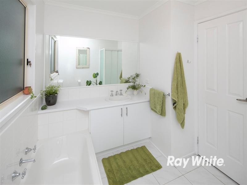 43 Lexton Drive, Langwarrin VIC 3910