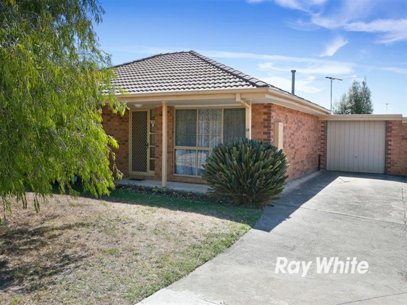 18/10 Lemnian Court, Langwarrin VIC 3910