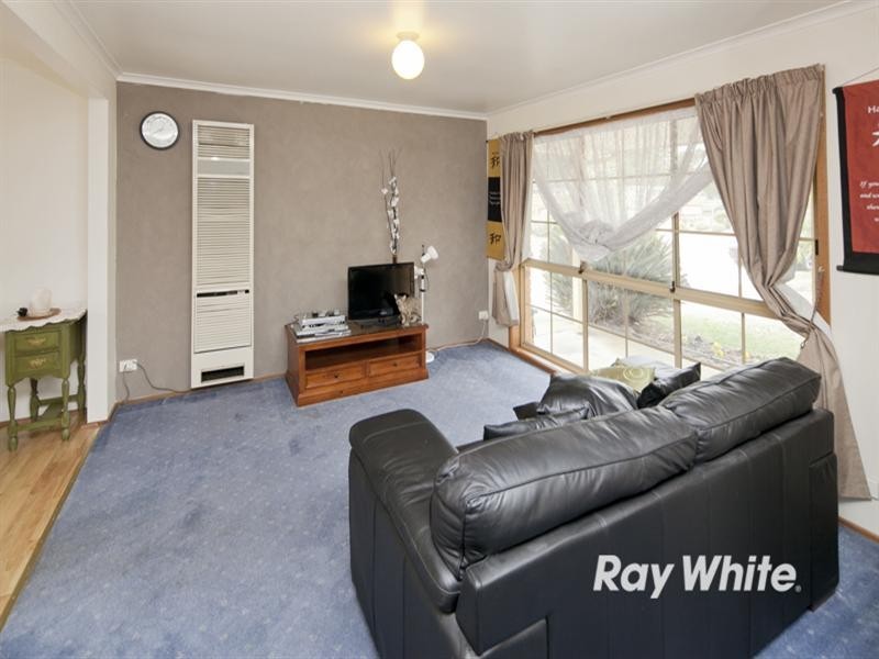 18/10 Lemnian Court, Langwarrin VIC 3910