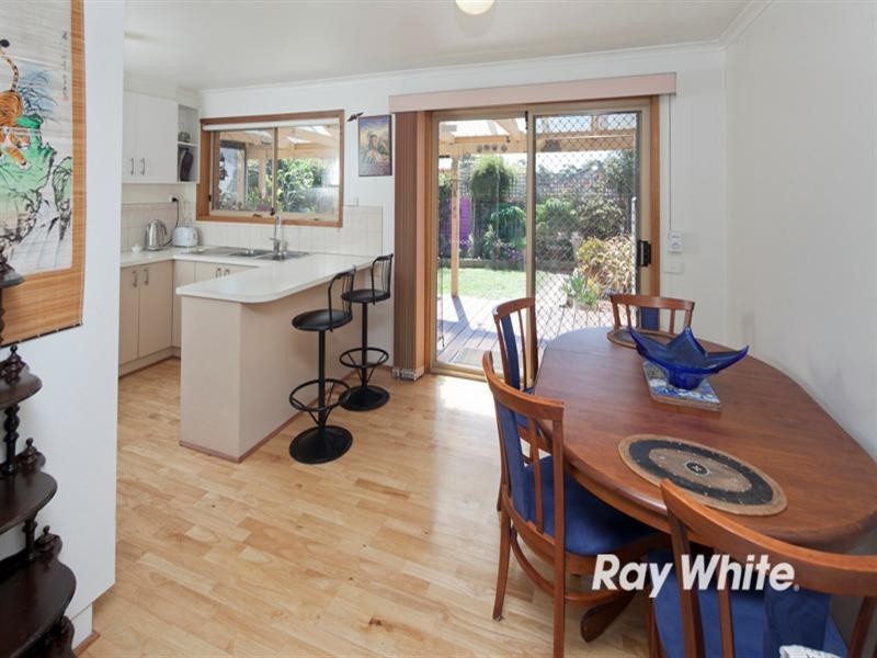 18/10 Lemnian Court, Langwarrin VIC 3910