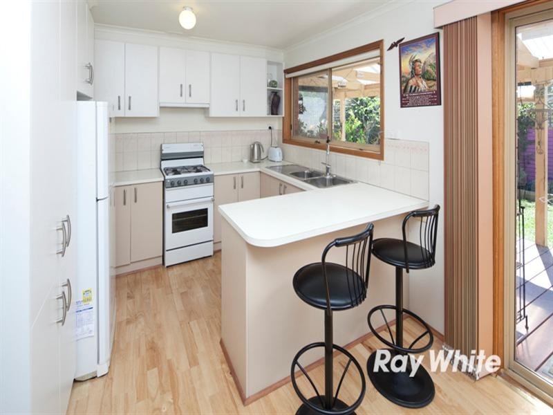 18/10 Lemnian Court, Langwarrin VIC 3910