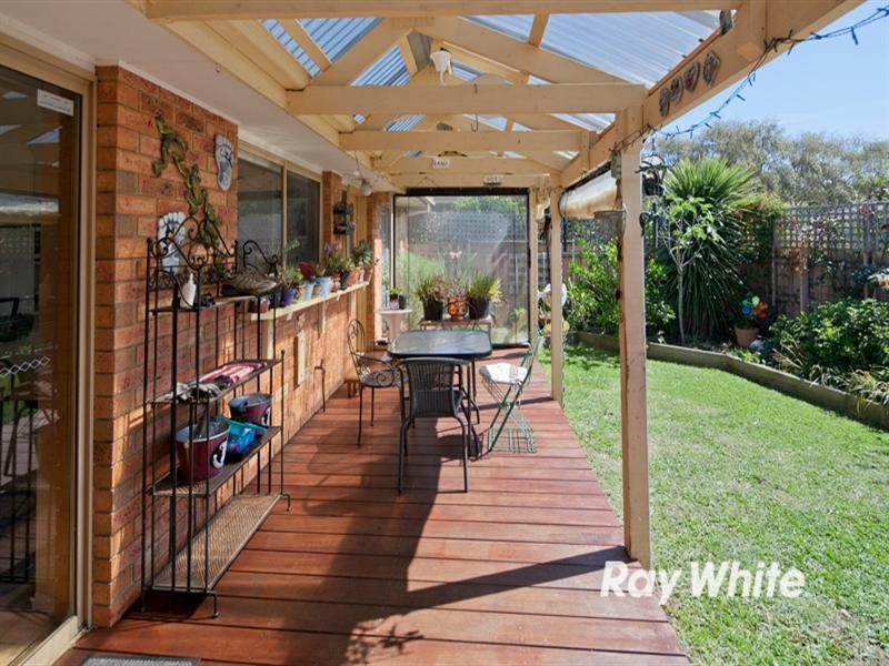 18/10 Lemnian Court, Langwarrin VIC 3910