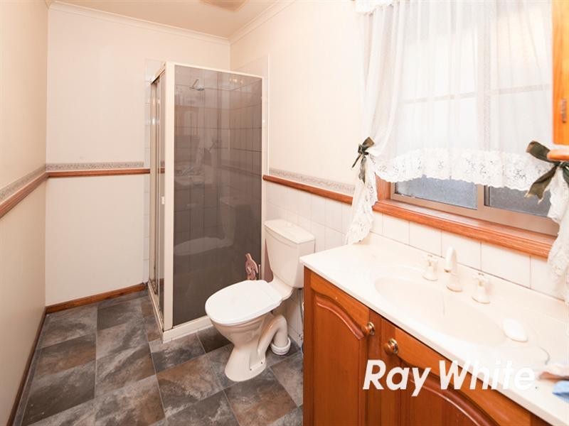 5 Eucalypt Court, Langwarrin VIC 3910