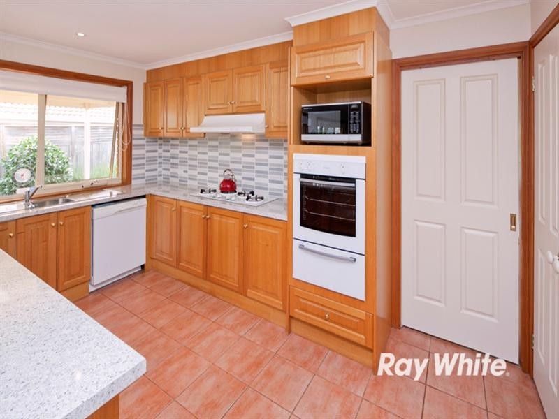 6 Tisdall Drive, Langwarrin VIC 3910