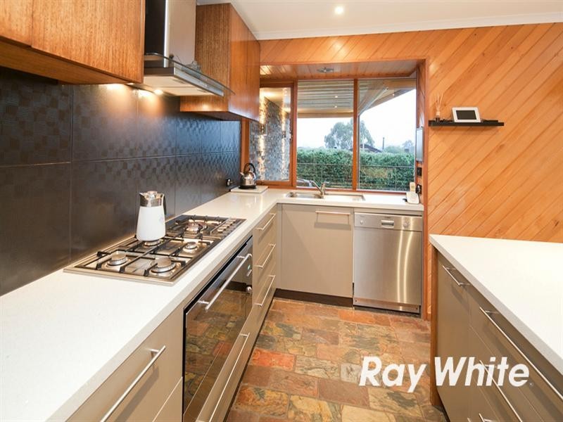 2 Airlie Court, Langwarrin VIC 3910