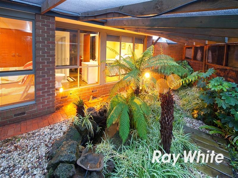 2 Airlie Court, Langwarrin VIC 3910