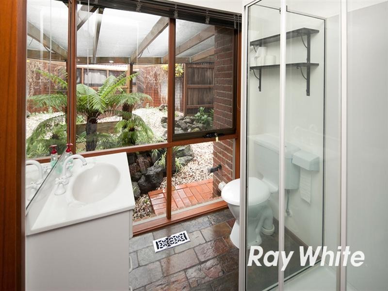 2 Airlie Court, Langwarrin VIC 3910