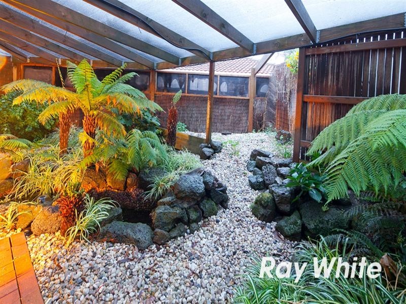 2 Airlie Court, Langwarrin VIC 3910