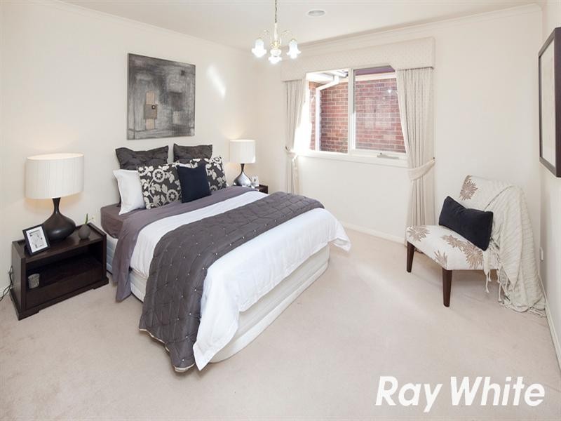 8 Carolyn Court, Langwarrin VIC 3910