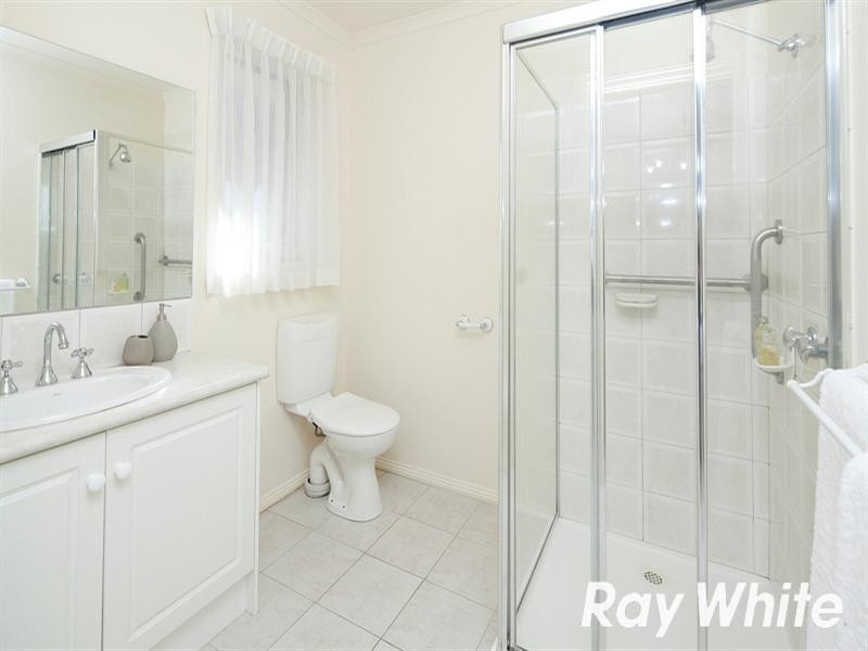 8 Carolyn Court, Langwarrin VIC 3910