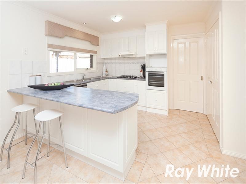 8 Carolyn Court, Langwarrin VIC 3910